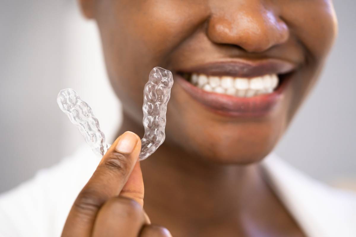 featured image for top 6 invisalign mistakes to avoid
